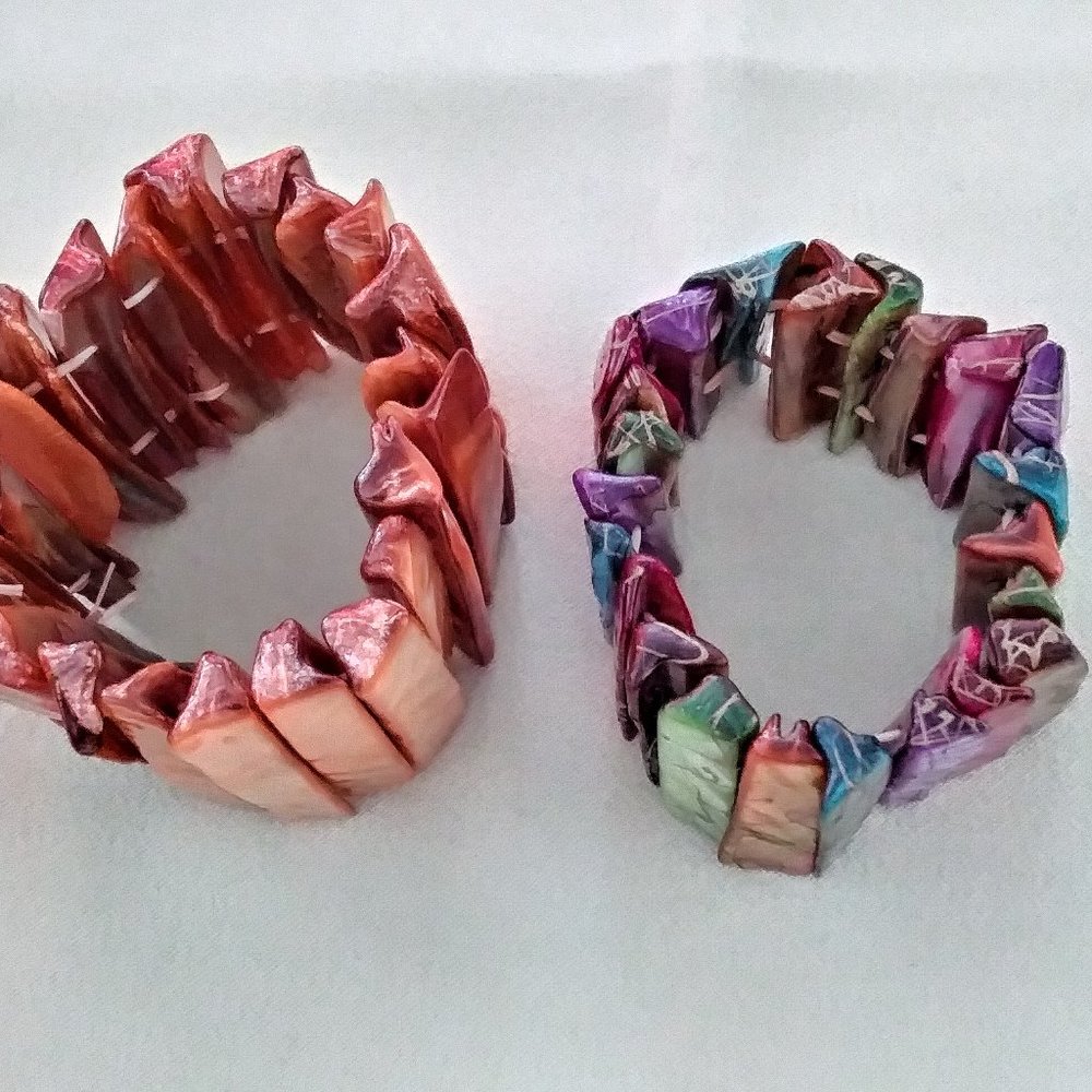 Two Abalone Bracelets Stretch Multi Colors - Picture 3 of 3